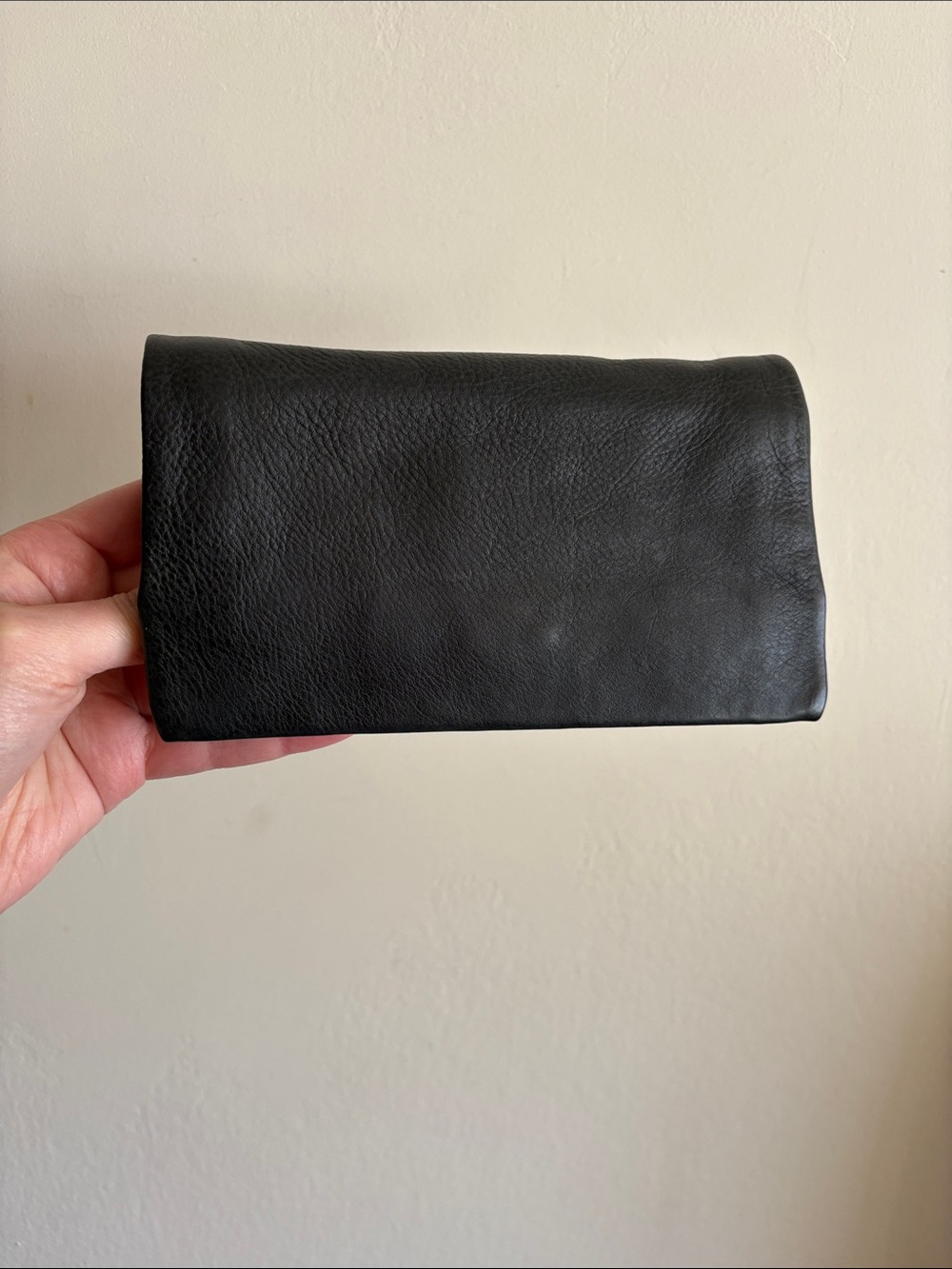 Latico Leather Eloise Black Soft Leather Flap Wallet - Picture 2 of 6